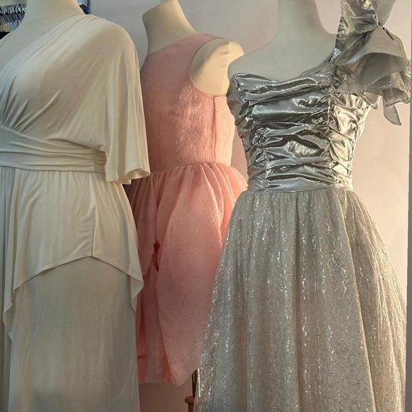 Glamorous Silver One-Shoulder Gown - Picture 2 of 9